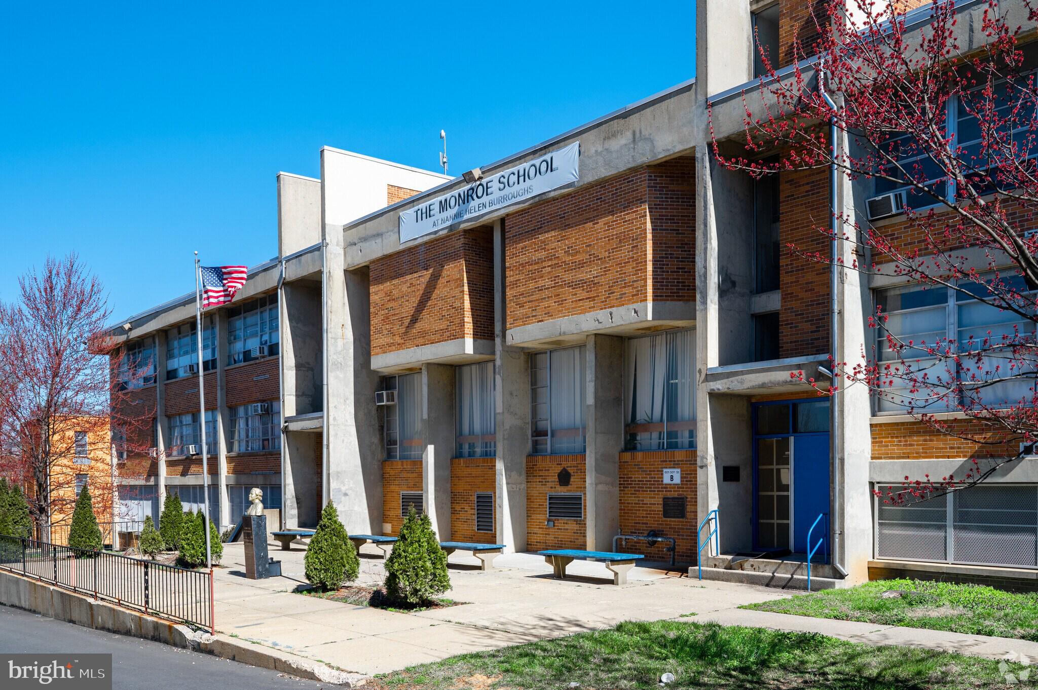 4419 FOOTE STREET NE