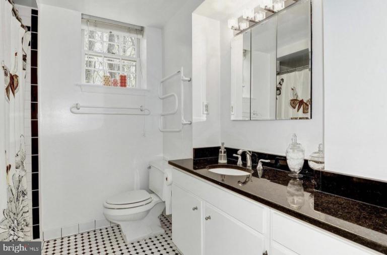 3950 LANGLEY COURT NW B626