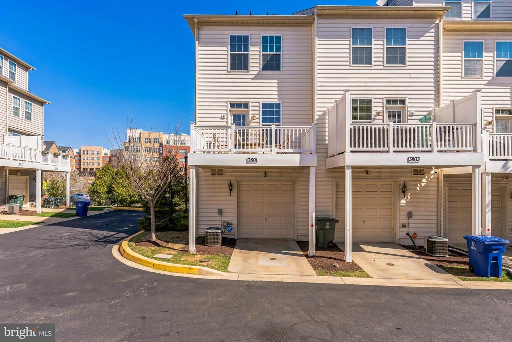 3801 COMMODORE JOSHUA BARNEY DRIVE NE