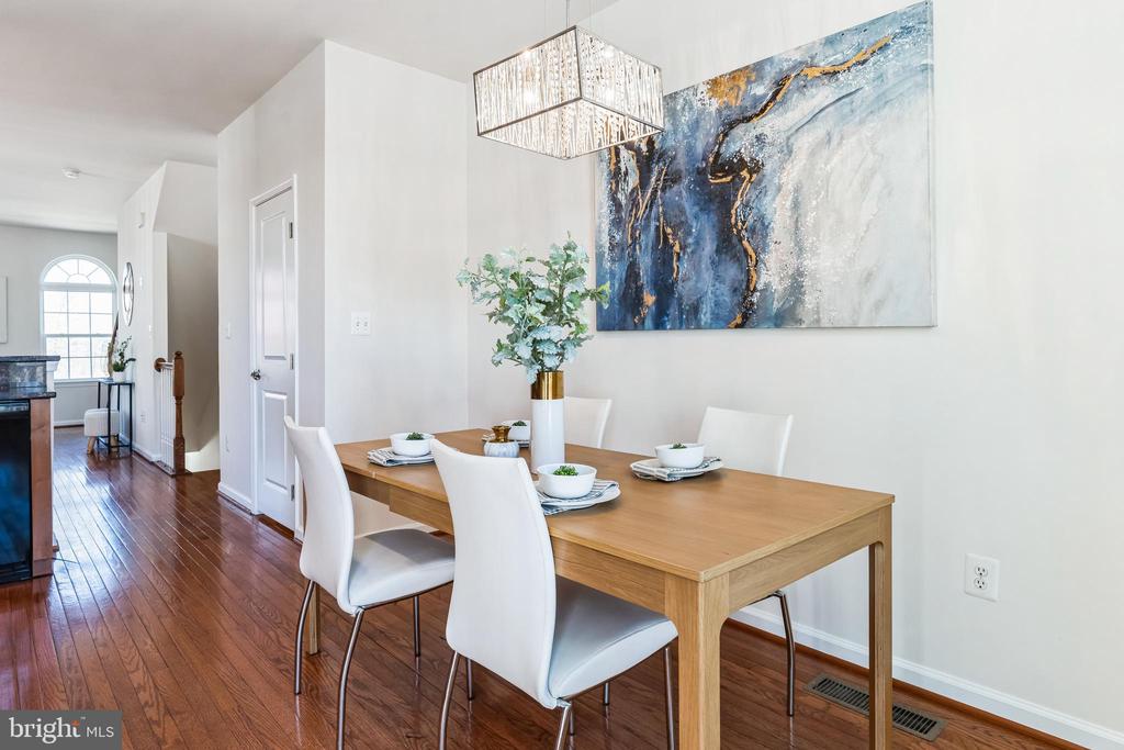 3801 COMMODORE JOSHUA BARNEY DRIVE NE