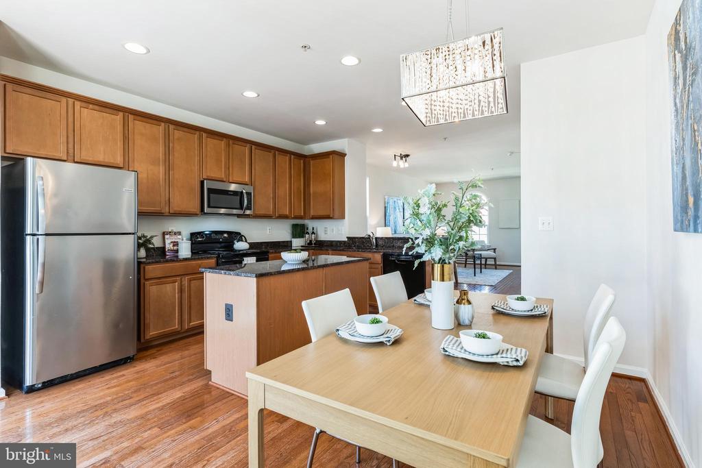 3801 COMMODORE JOSHUA BARNEY DRIVE NE
