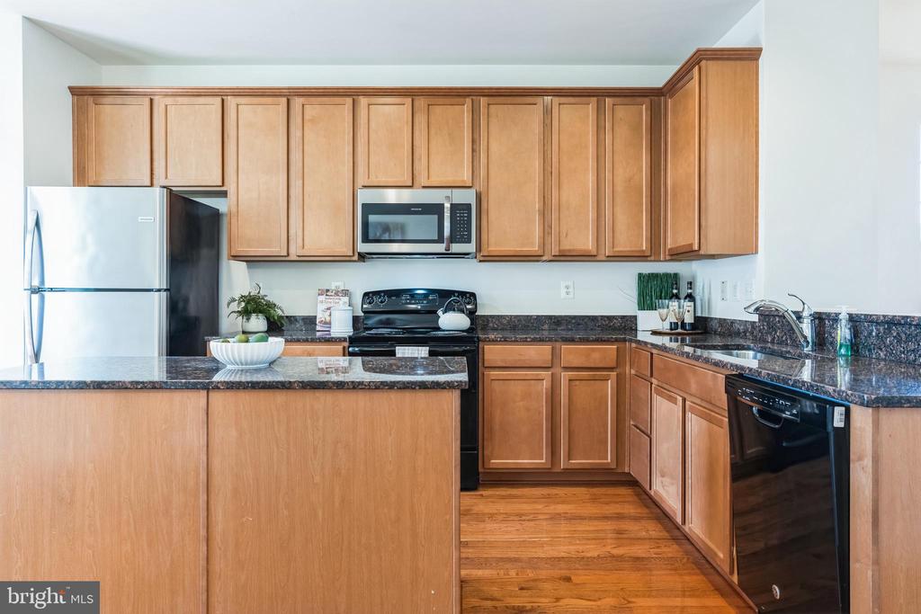 3801 COMMODORE JOSHUA BARNEY DRIVE NE