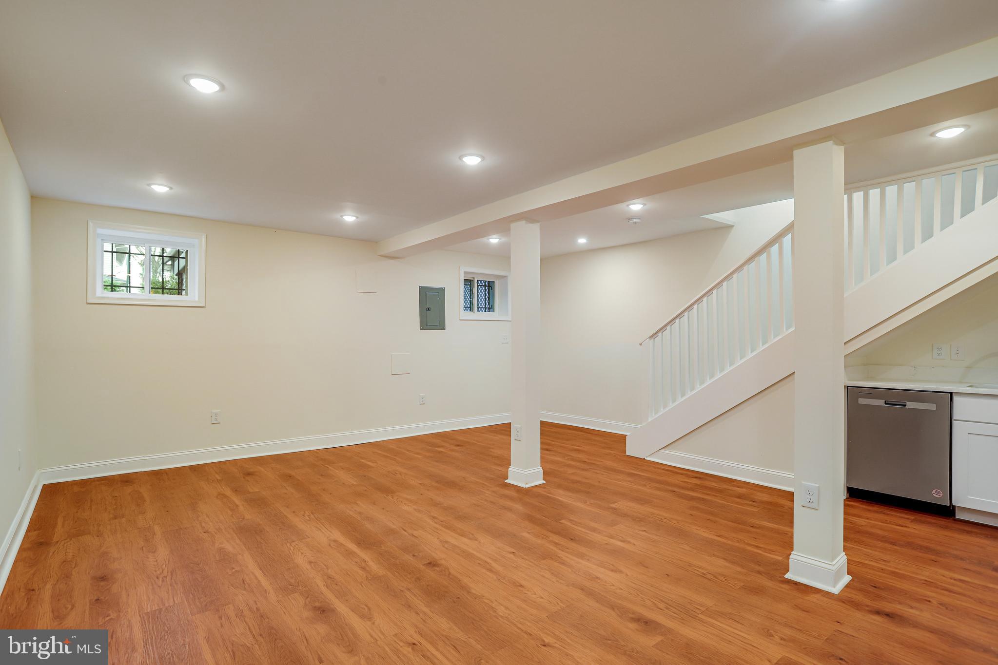 1318 LONGFELLOW STREET NW