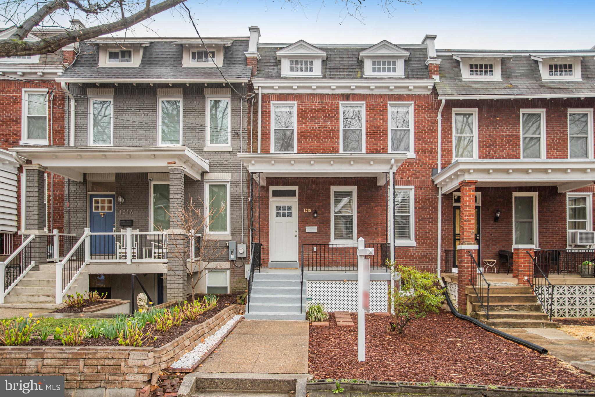 1318 LONGFELLOW STREET NW