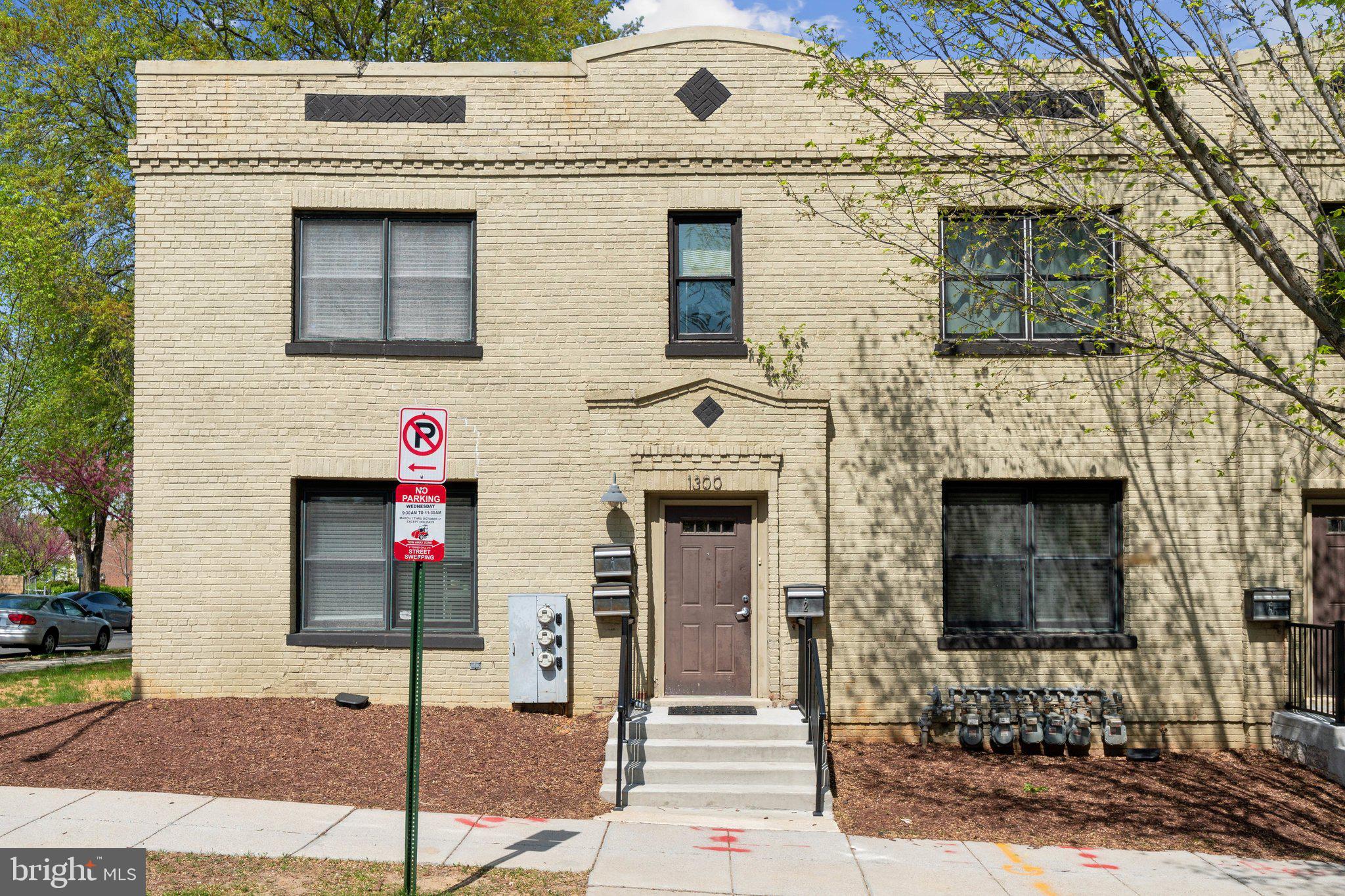 1300 CHILDRESS STREET NE 3