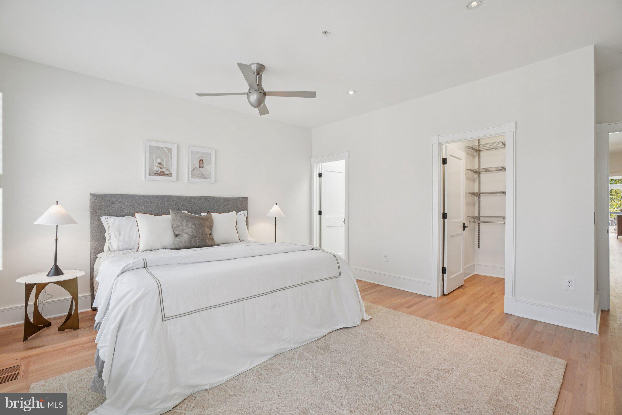 520 1/2 13TH STREET SE B