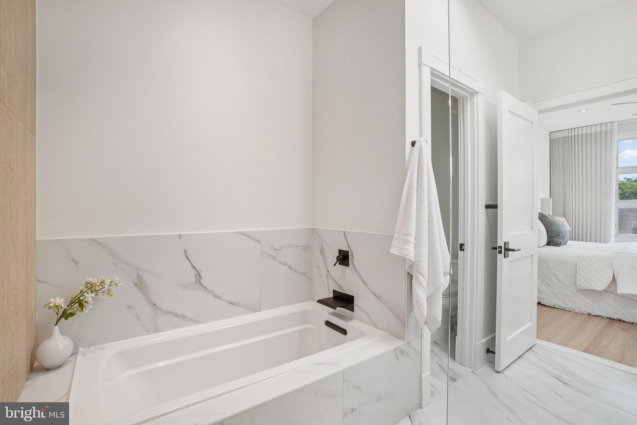 520 1/2 13TH STREET SE B