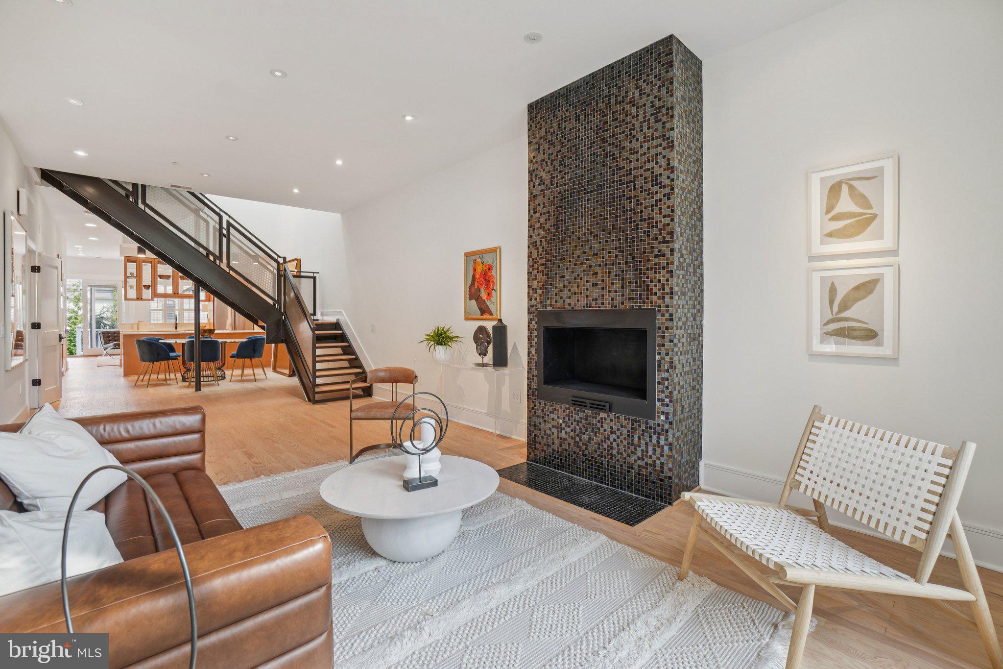 520 1/2 13TH STREET SE B