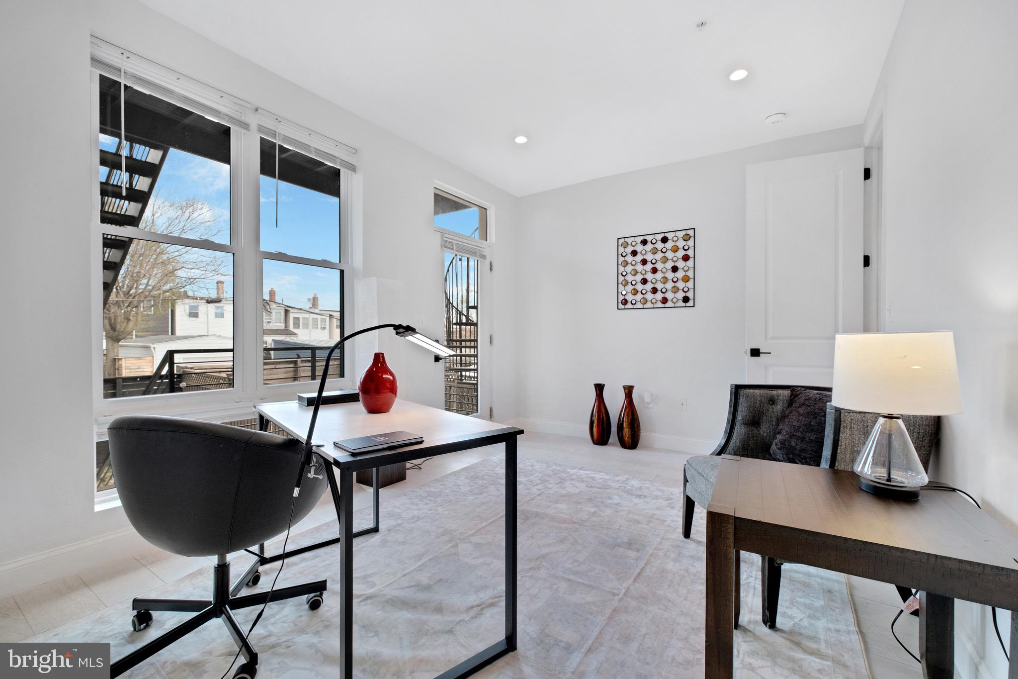 638 FRANKLIN STREET NE 1