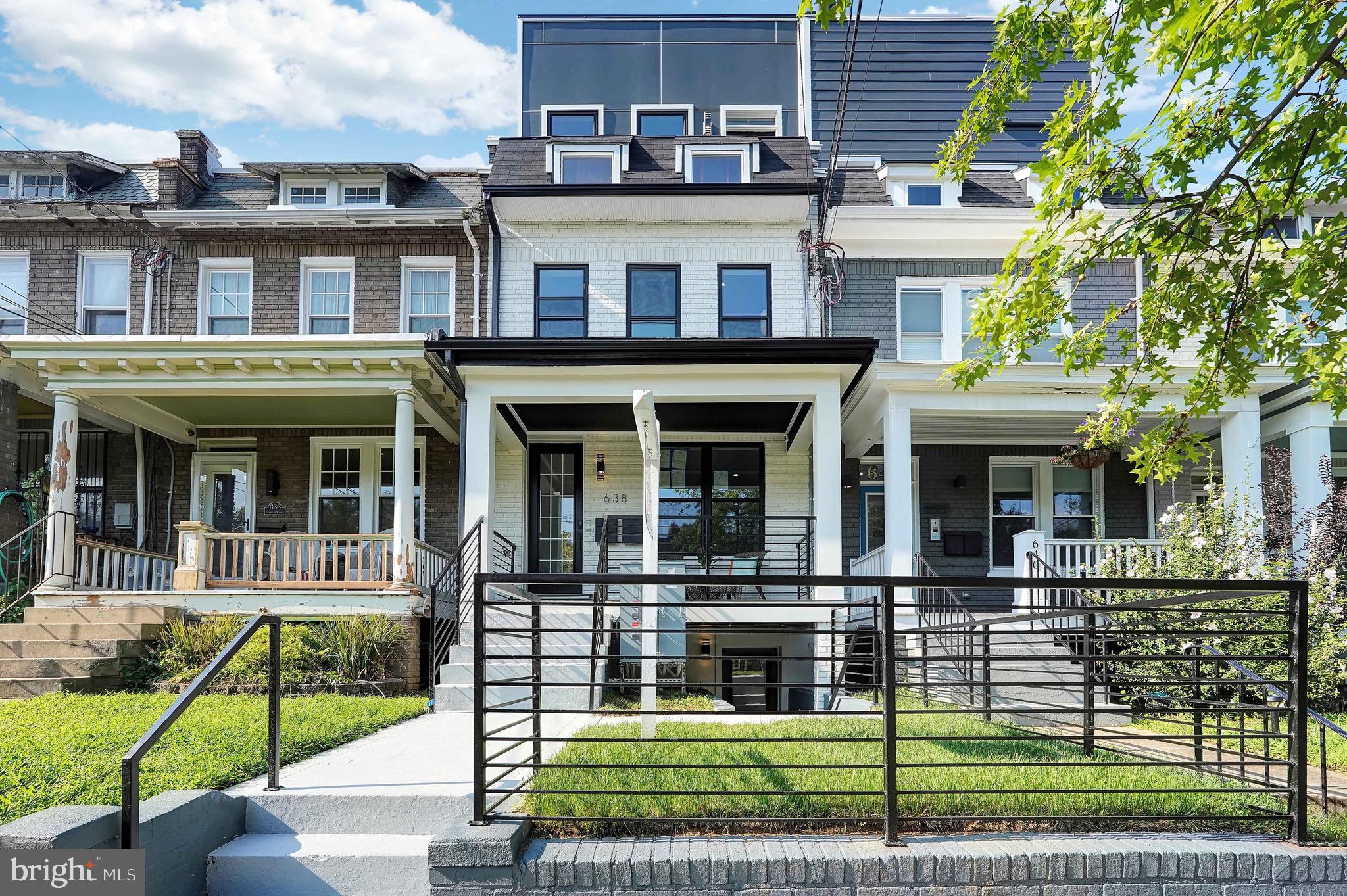 638 FRANKLIN STREET NE 1