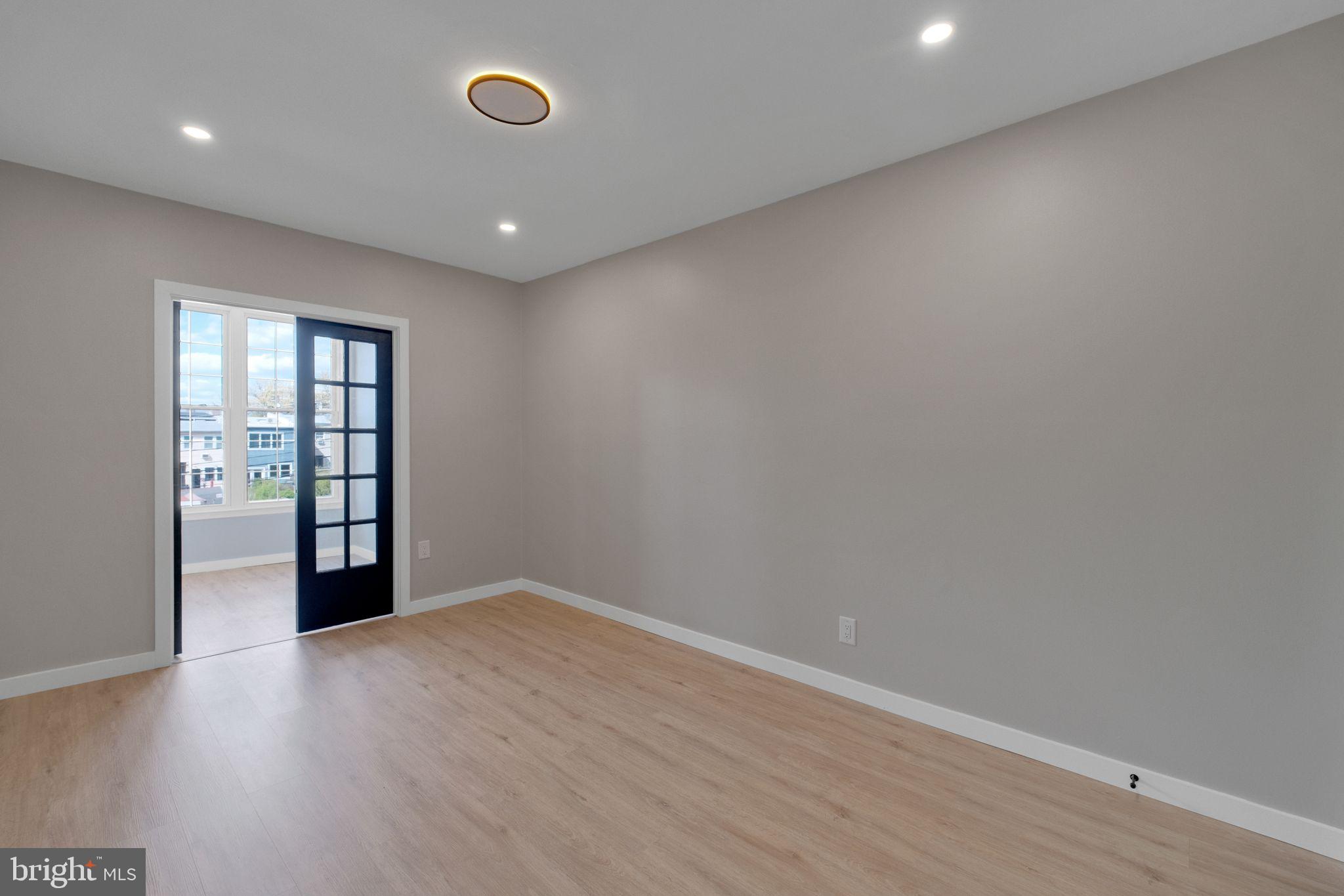 949 RANDOLPH STREET NW D