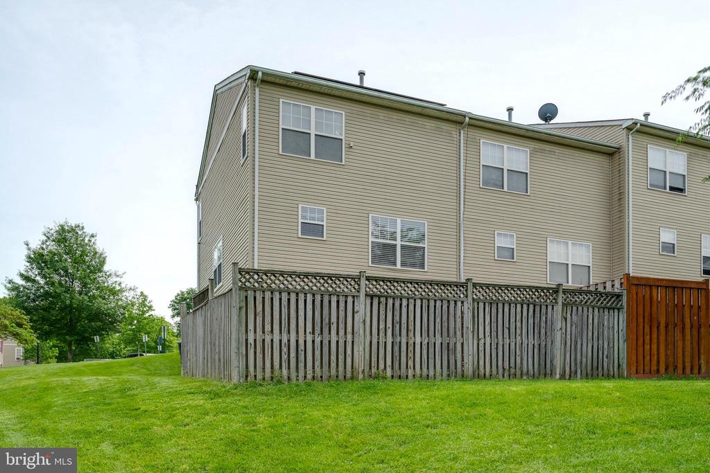 310 CAPE DRIVE SE