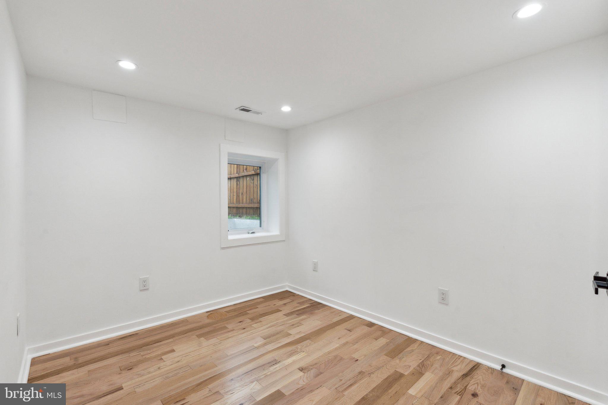 660 COLUMBIA ROAD NW