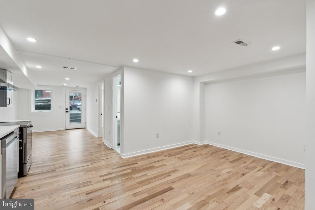 660 COLUMBIA ROAD NW