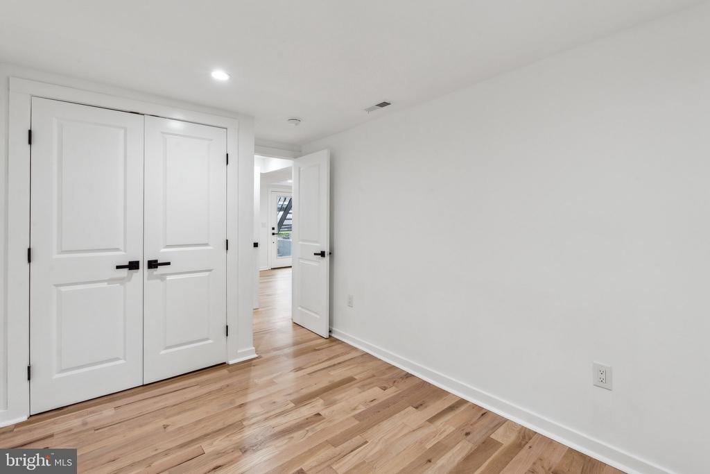 660 COLUMBIA ROAD NW