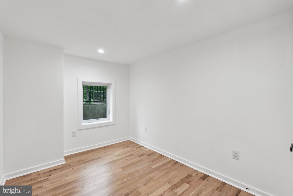 660 COLUMBIA ROAD NW