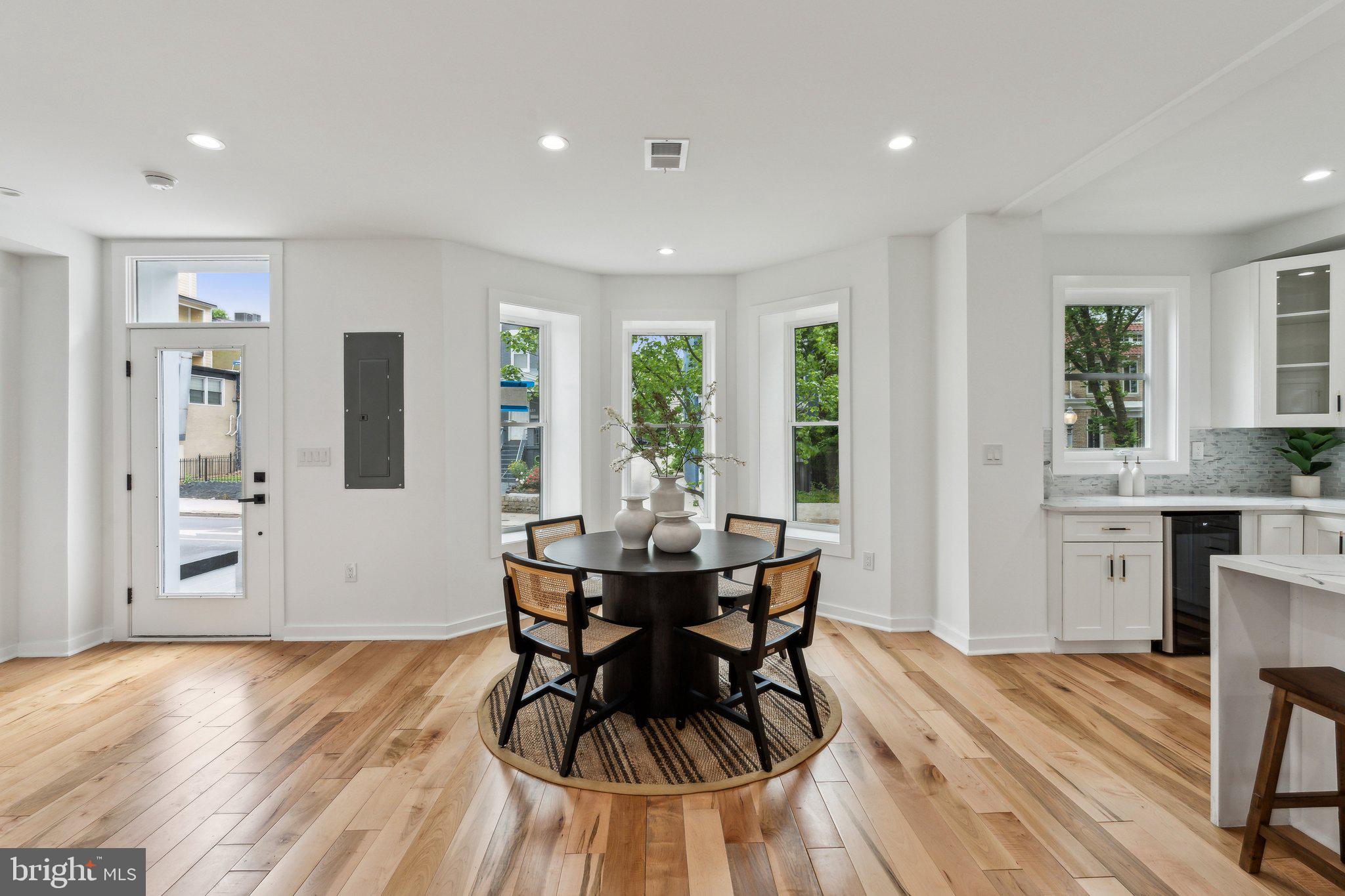 660 COLUMBIA ROAD NW