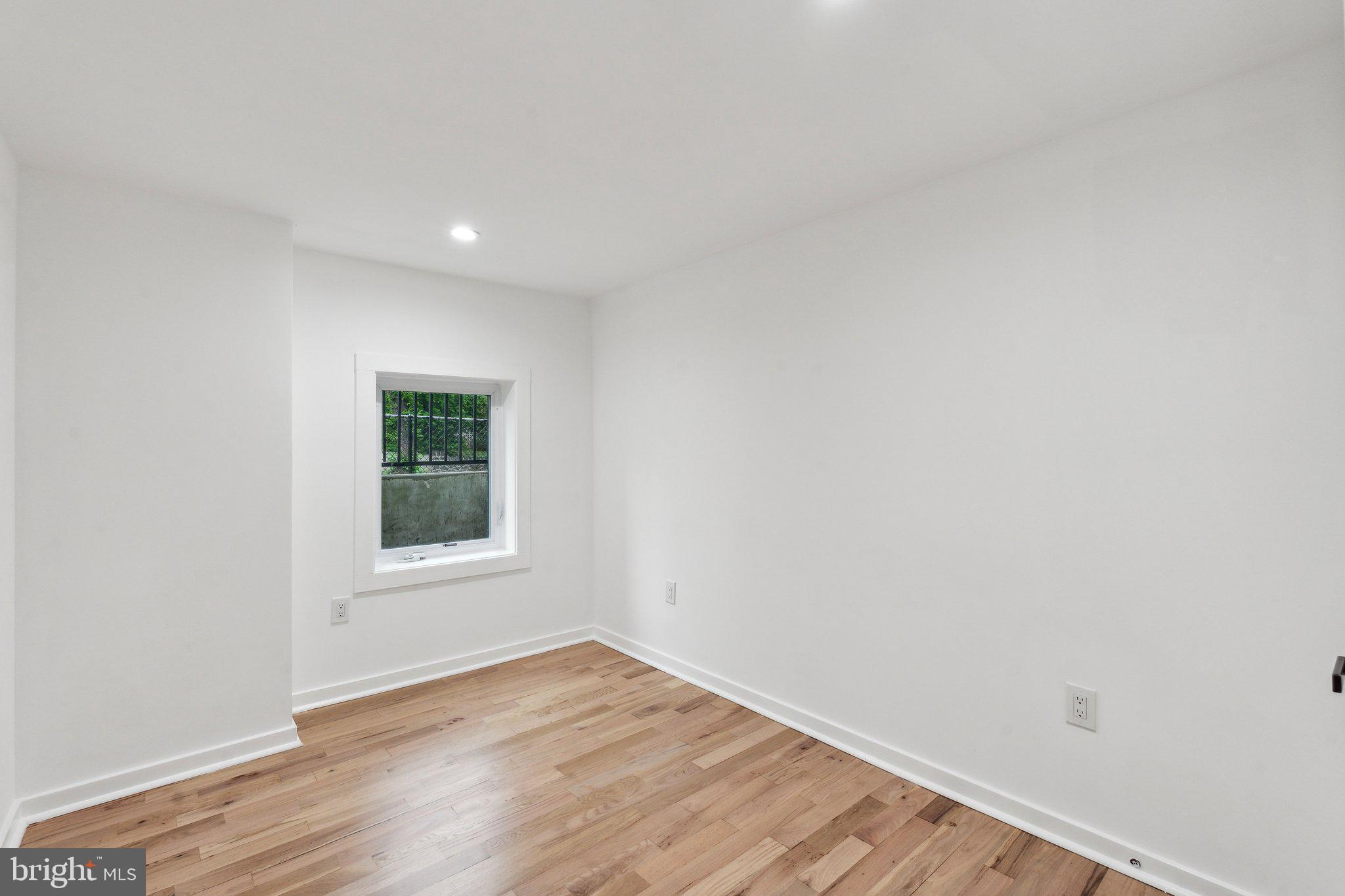 660 COLUMBIA ROAD NW