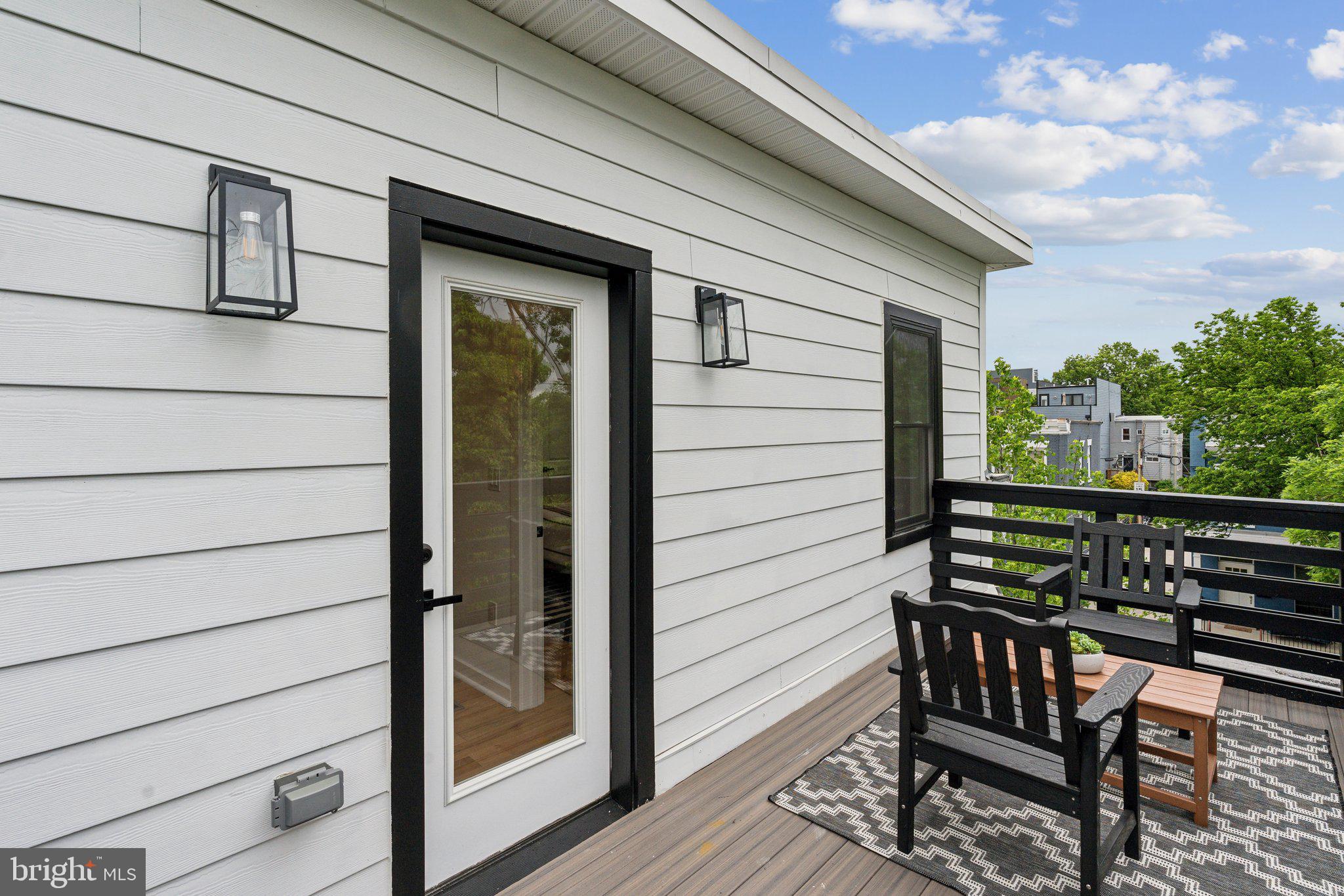 660 COLUMBIA ROAD NW