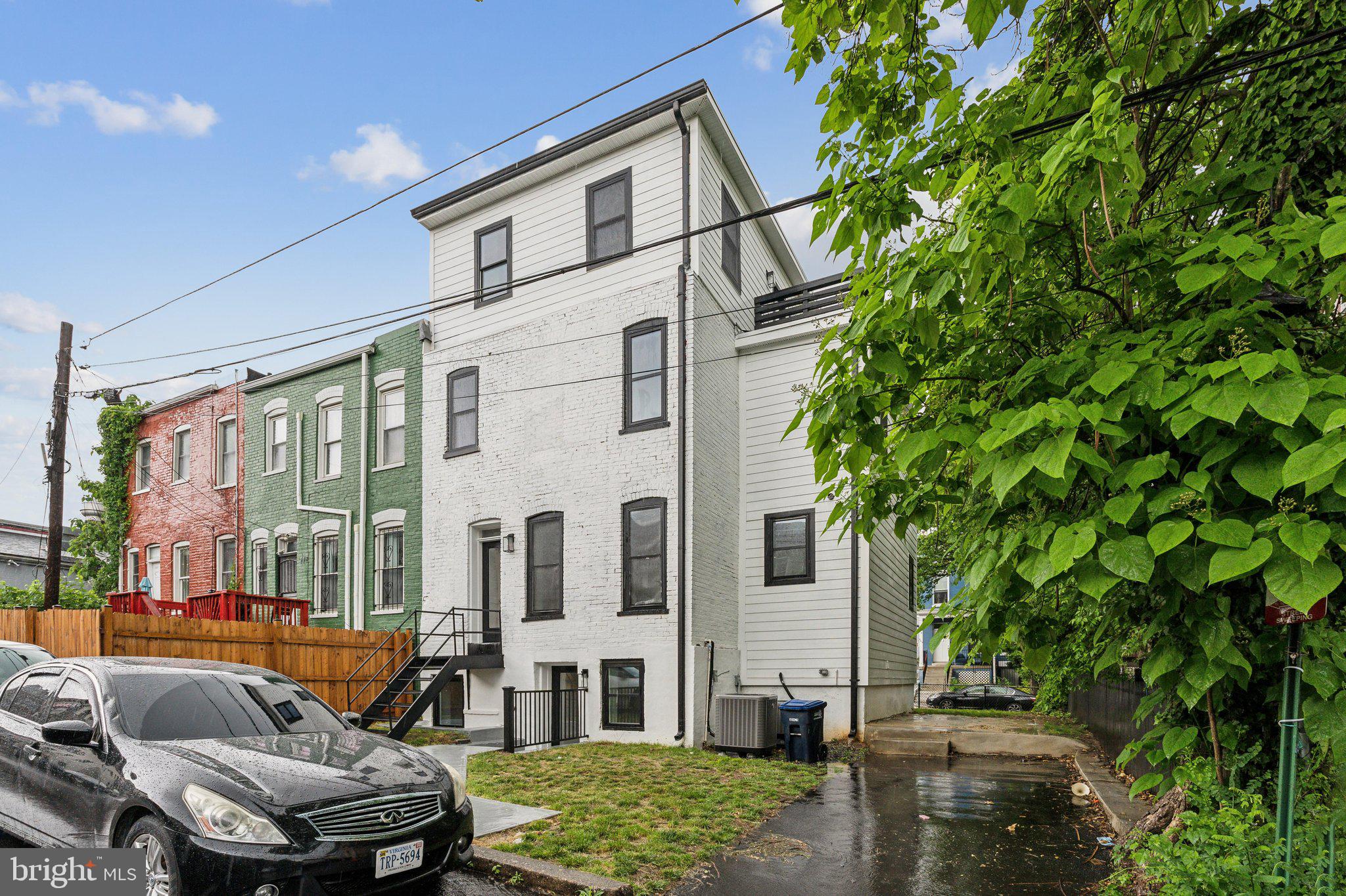 660 COLUMBIA ROAD NW