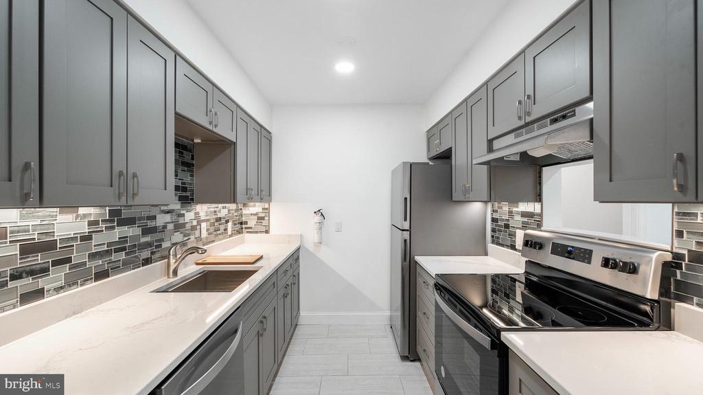 3136 APPLE ROAD NE 16