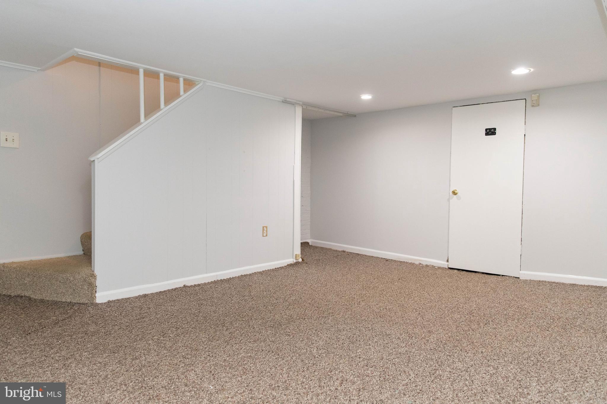 302 CHANNING STREET NE