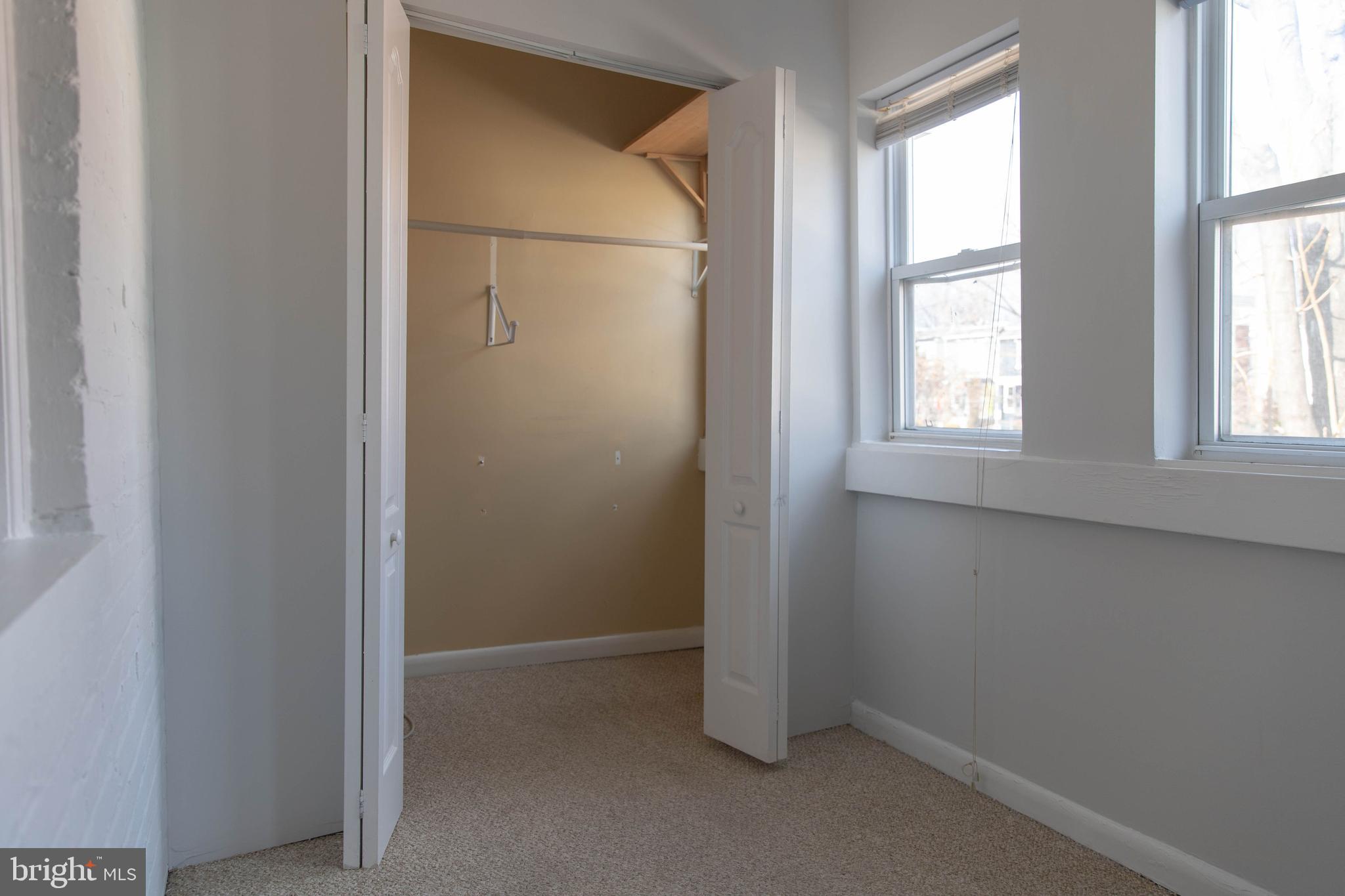 302 CHANNING STREET NE