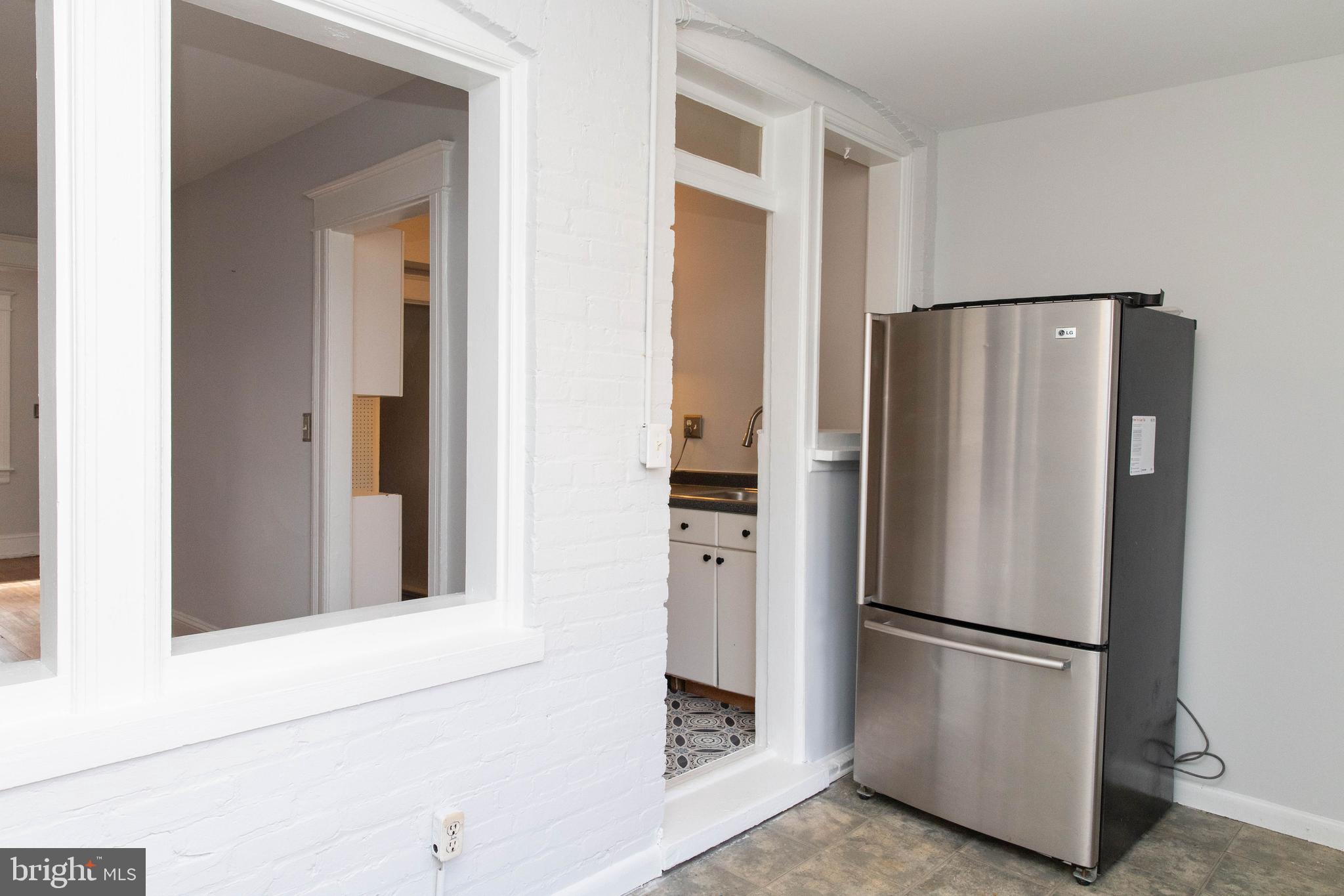 302 CHANNING STREET NE