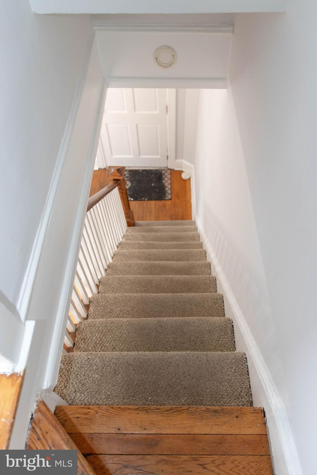 302 CHANNING STREET NE