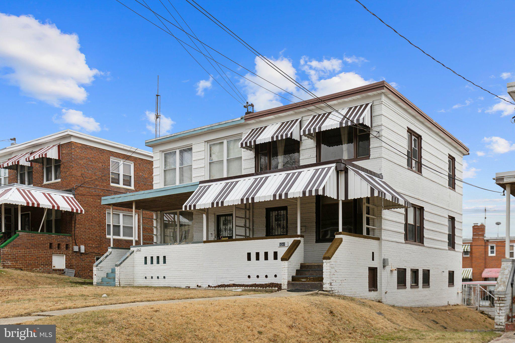 5041 12TH STREET NE