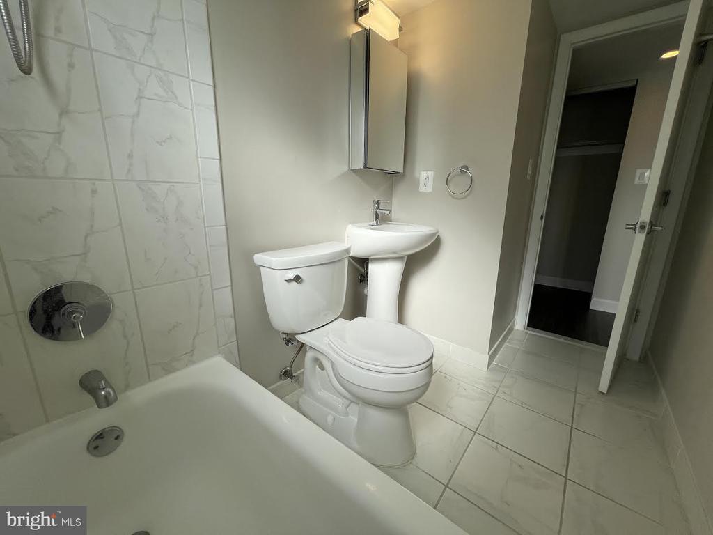 2651 BIRNEY PLACE SE 302
