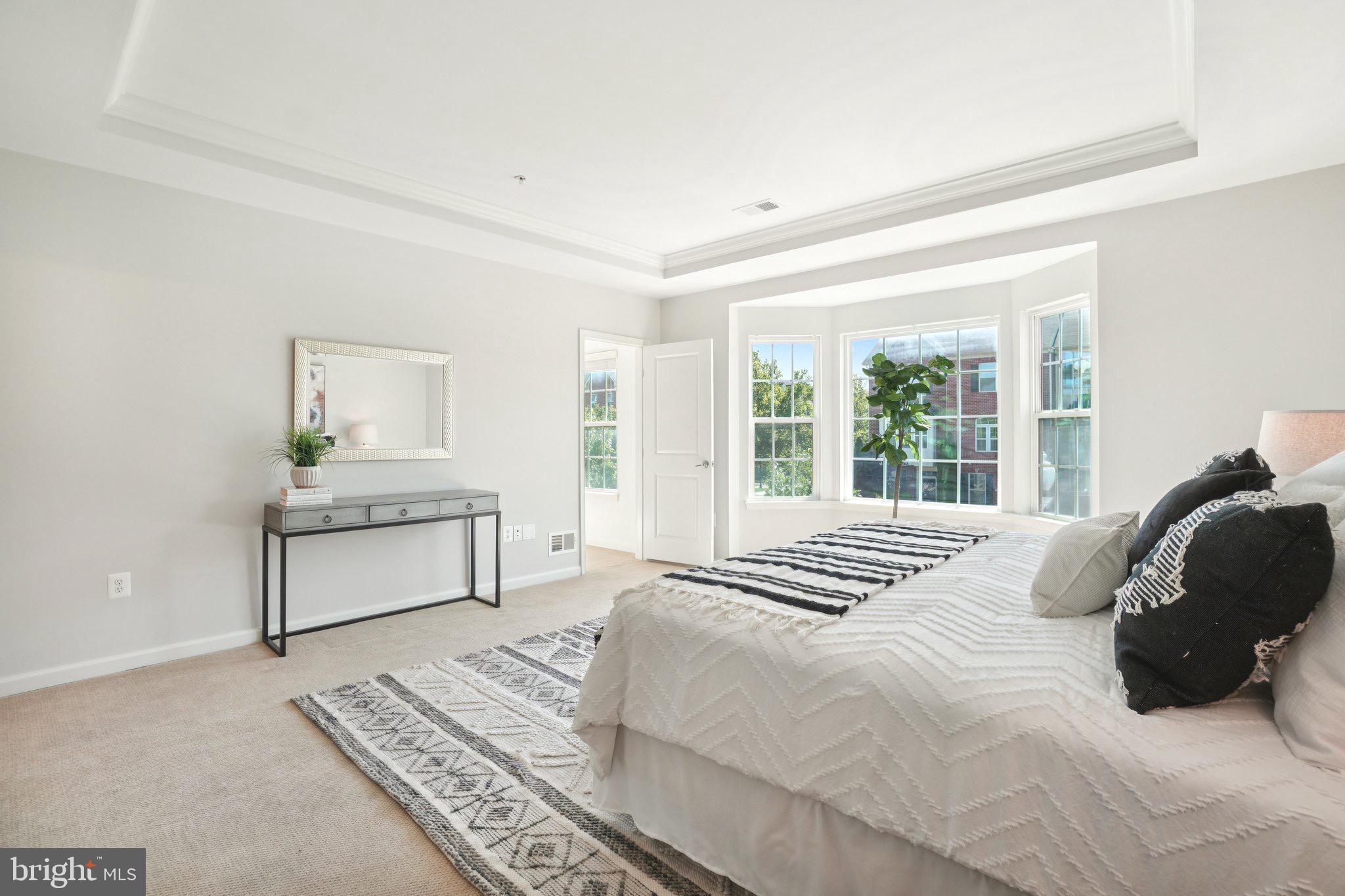 2506 HURSTON LANE NE G