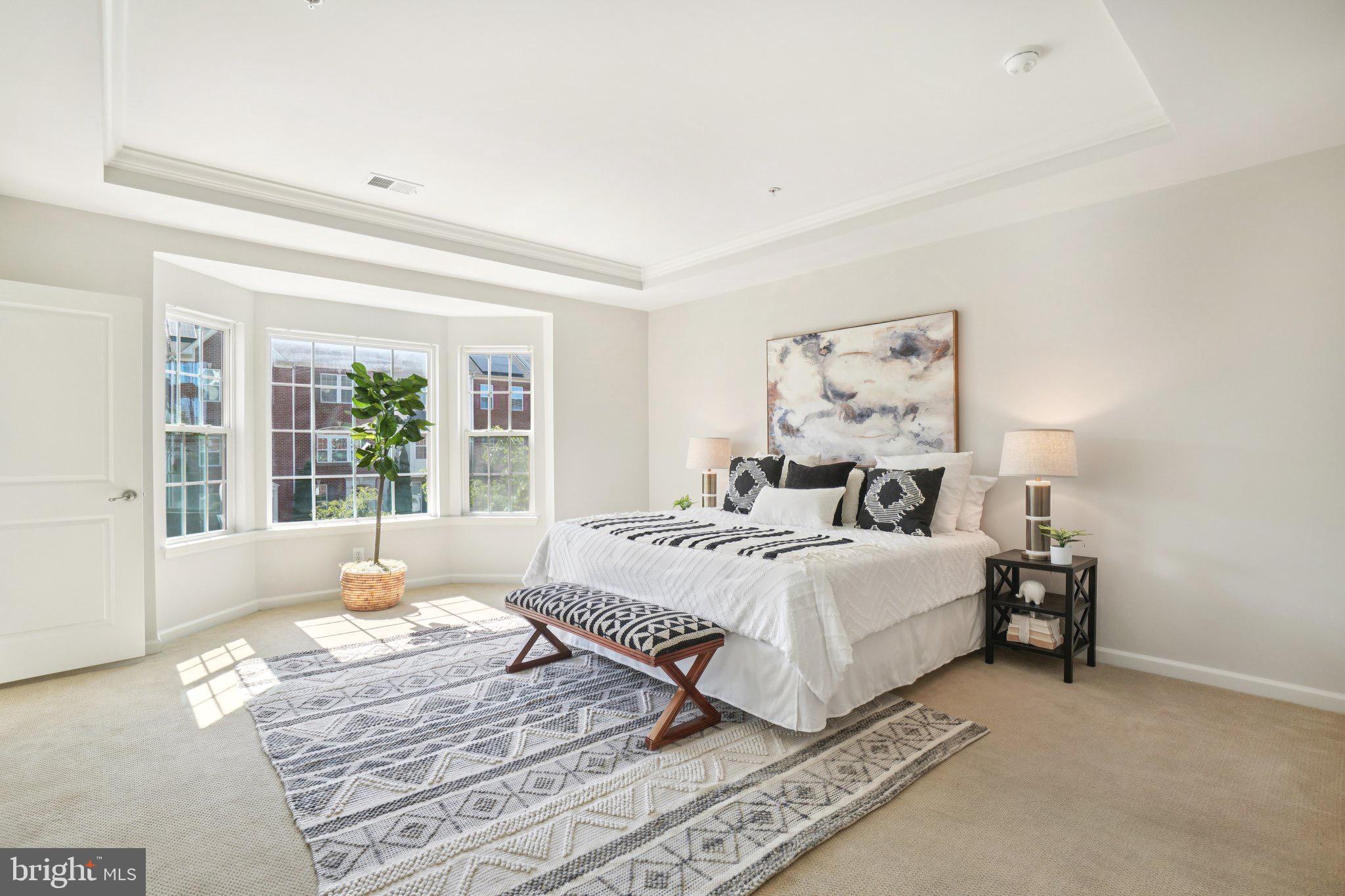 2506 HURSTON LANE NE G