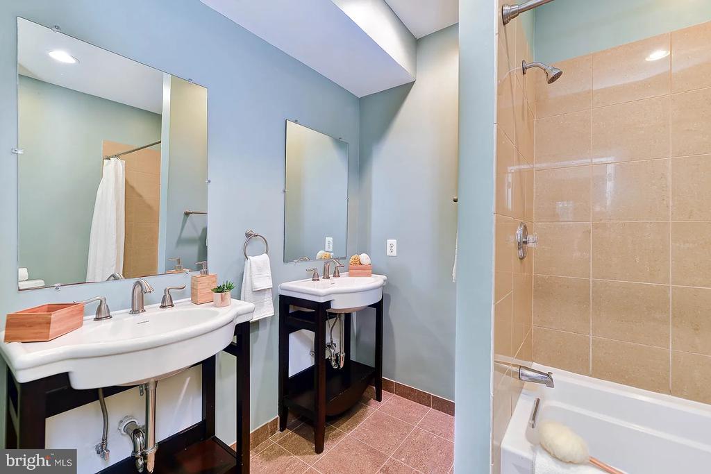 1119 5TH STREET NE 1