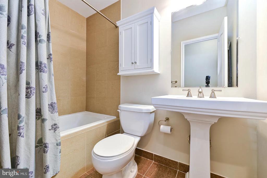 1119 5TH STREET NE 1
