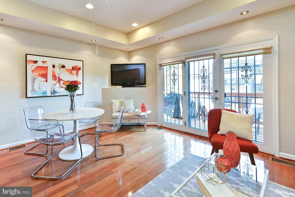 1119 5TH STREET NE 1