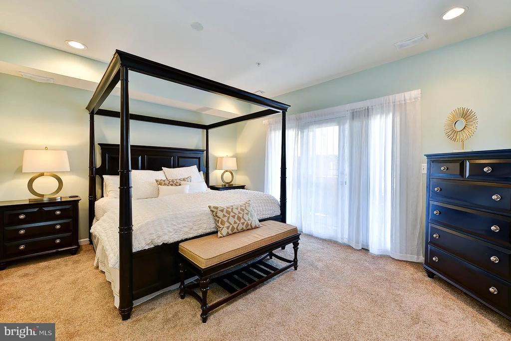 1119 5TH STREET NE 1