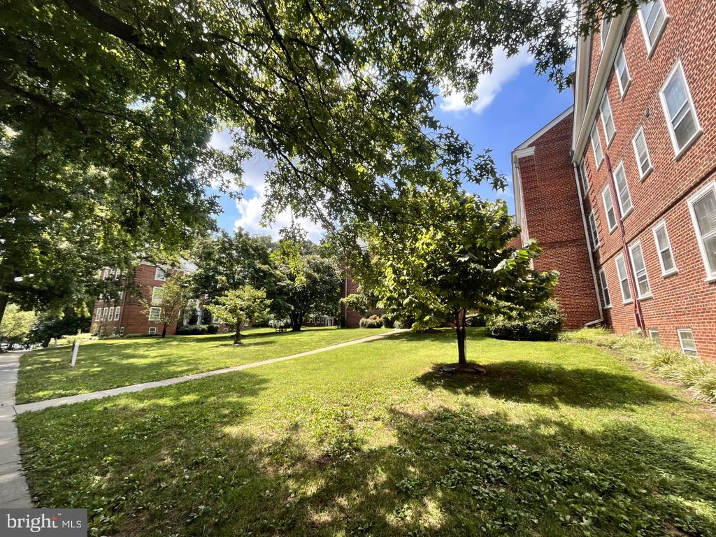 3630 39TH STREET NW A529