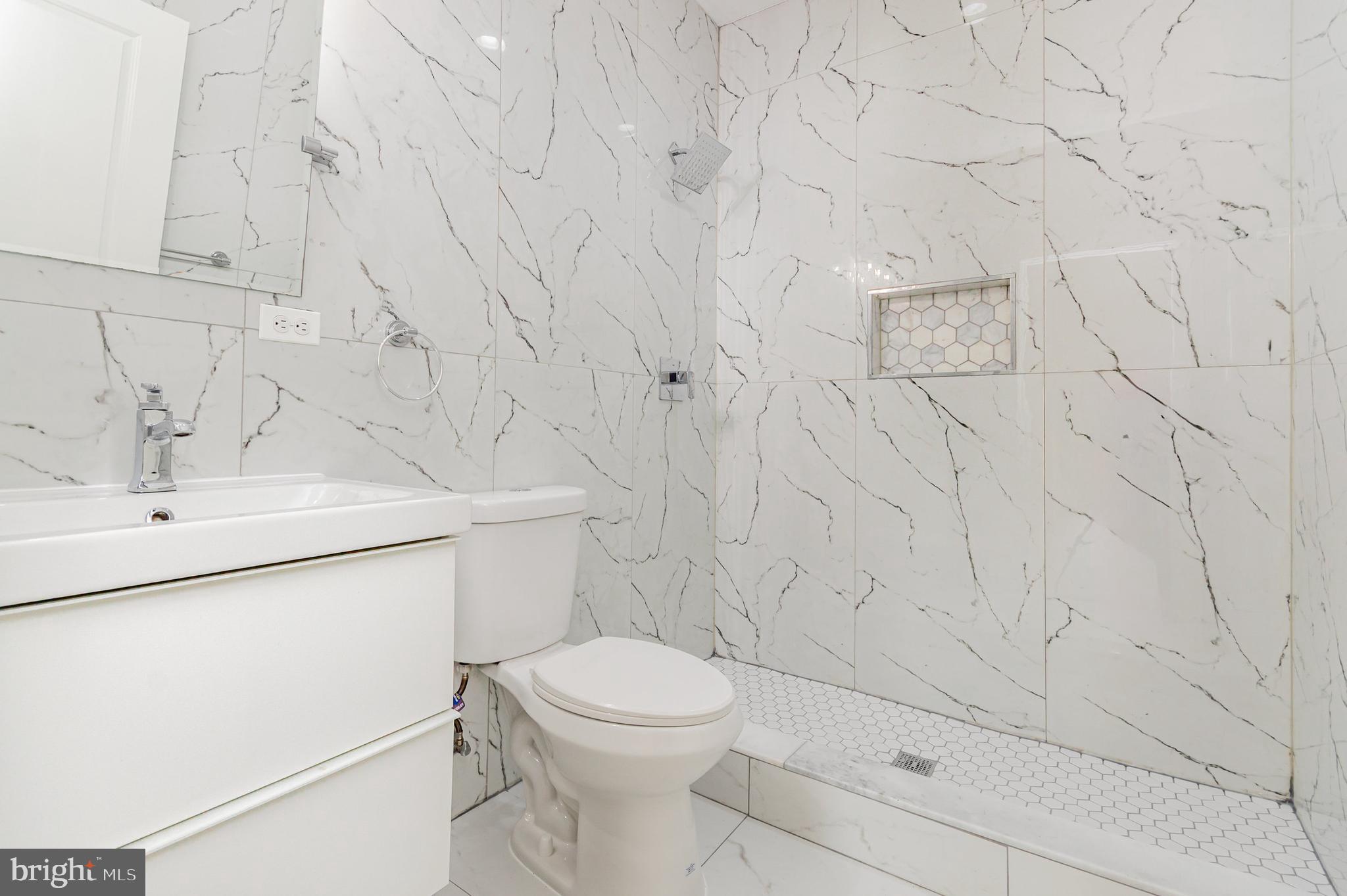 429 20TH STREET NE 1