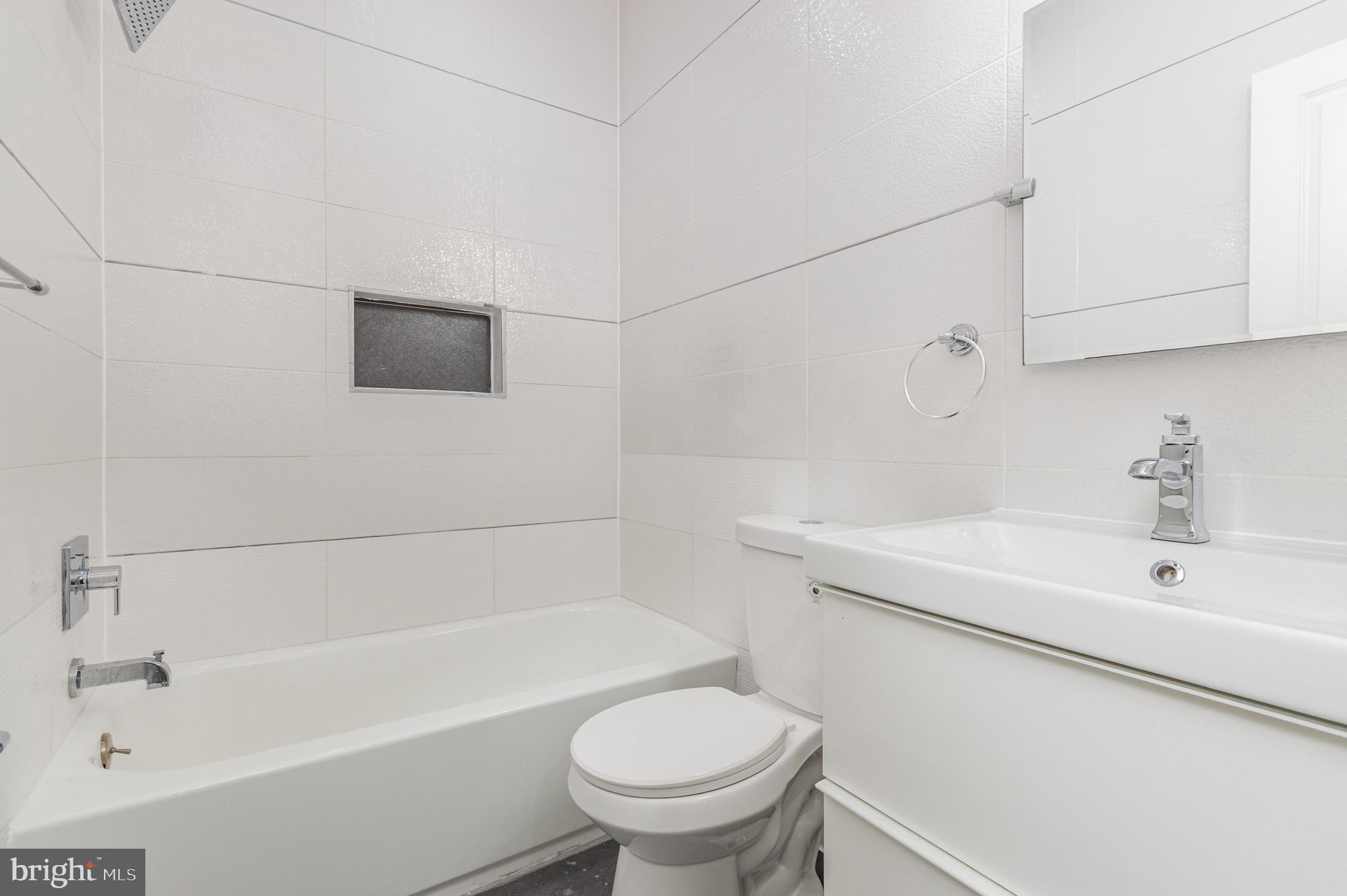 429 20TH STREET NE 1