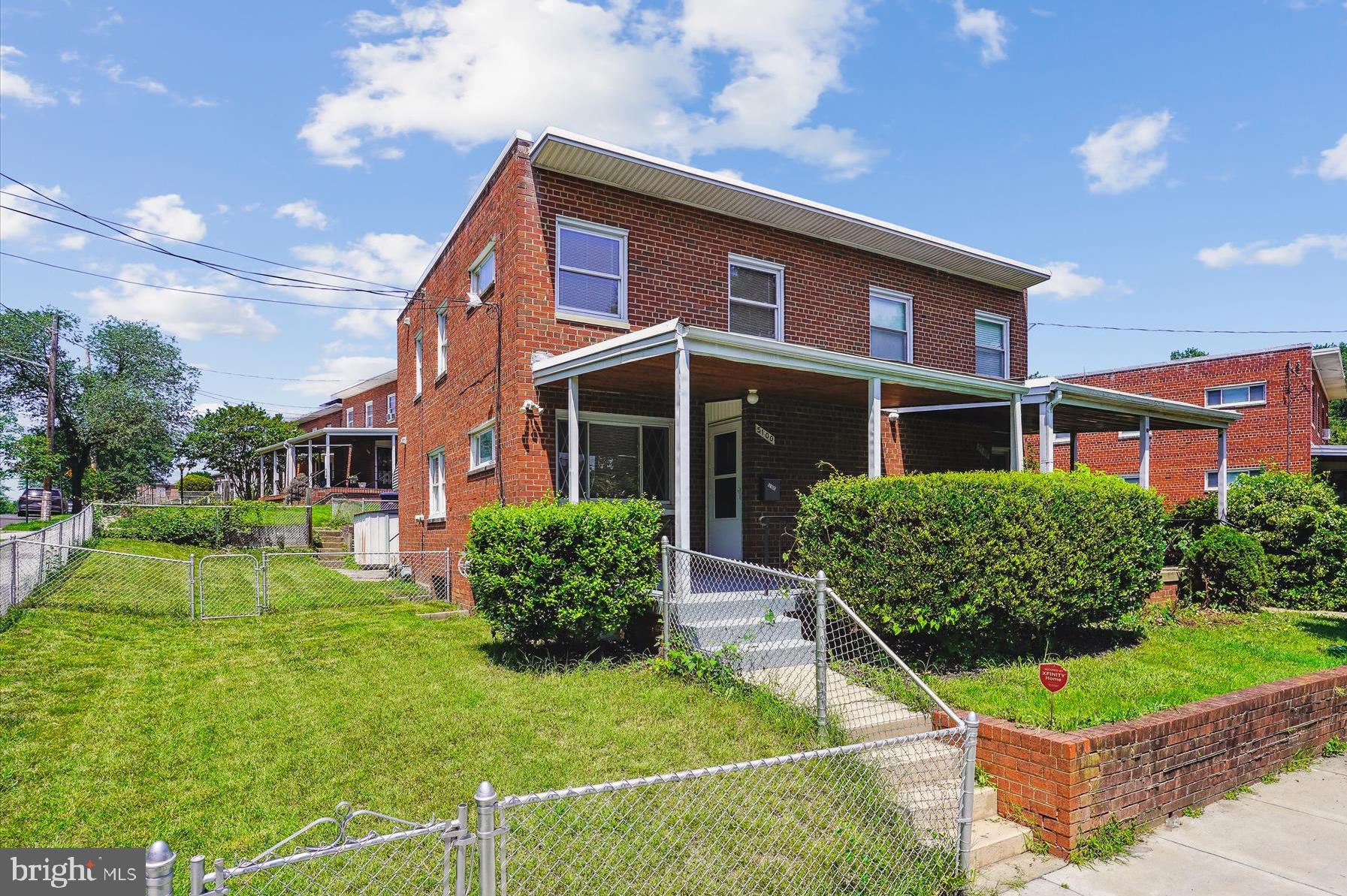5100 12TH STREET NE