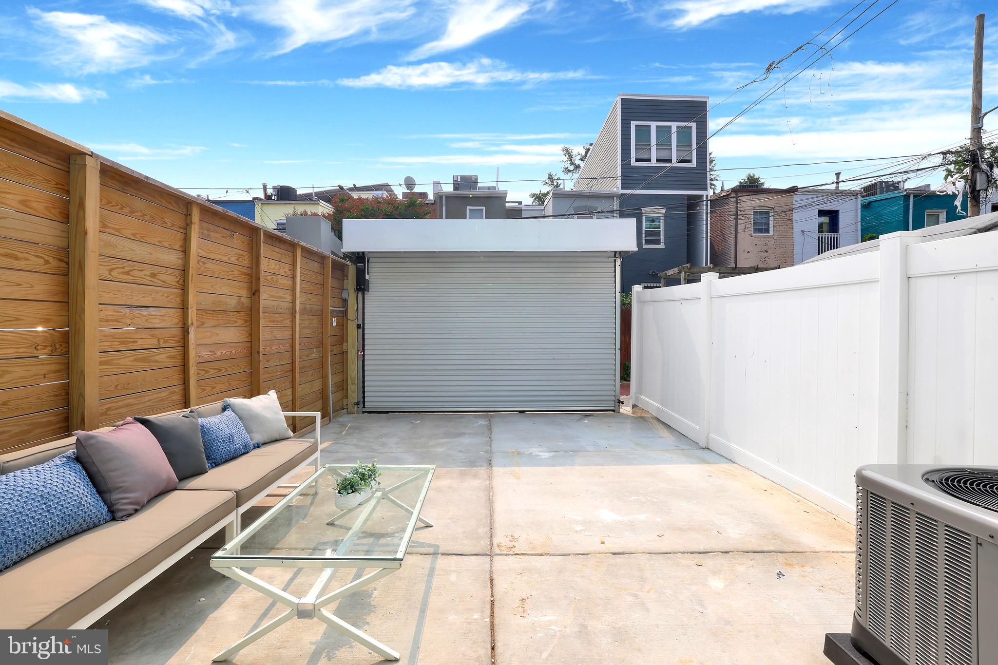 2230 12TH STREET NW