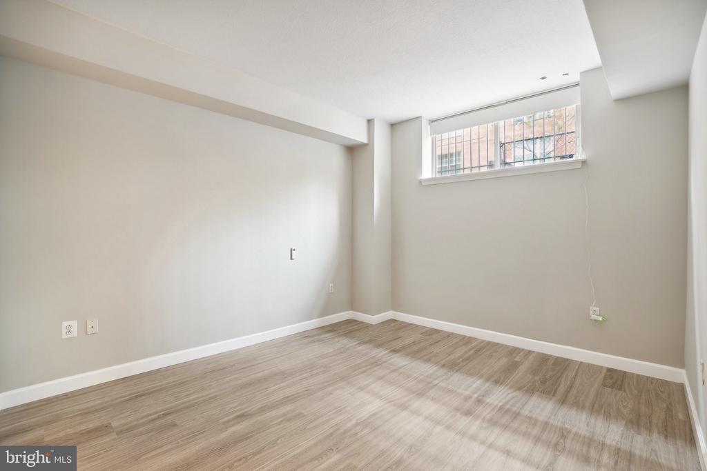 1441 RHODE ISLAND AVENUE NW M01