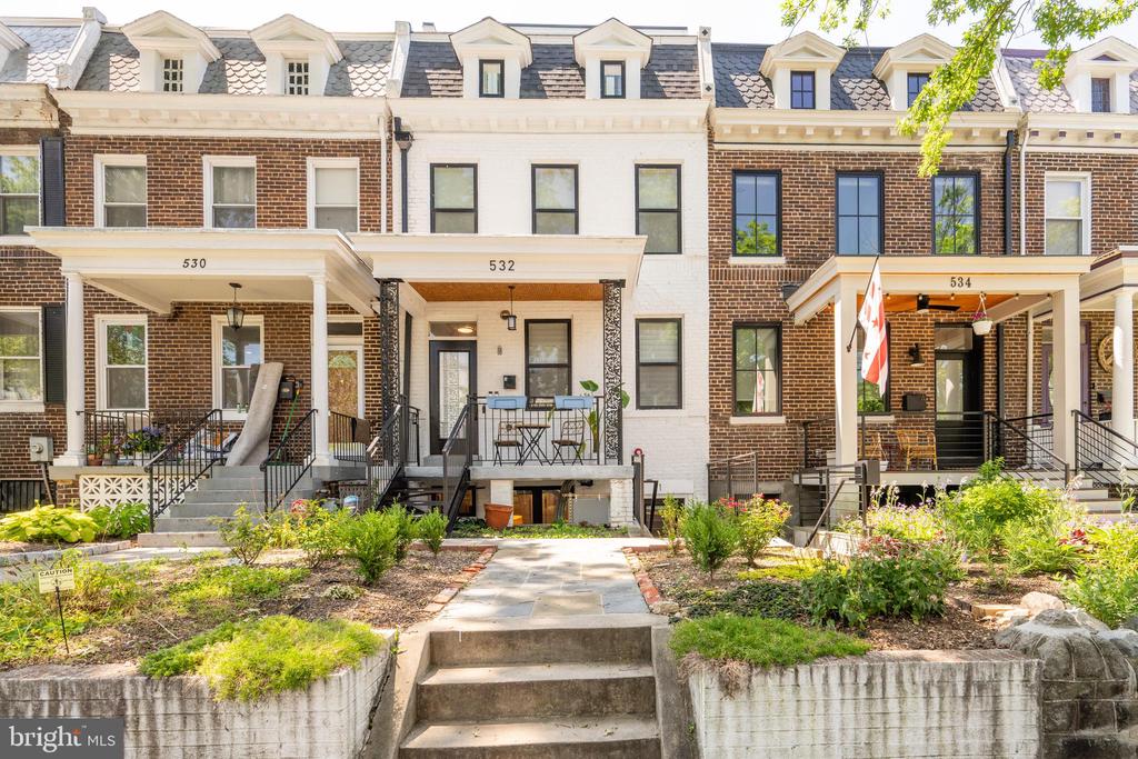 532 TAYLOR STREET NW 1