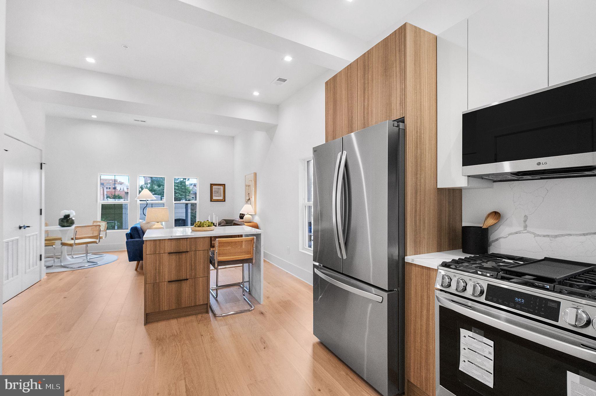 1619 SWANN STREET NW 4