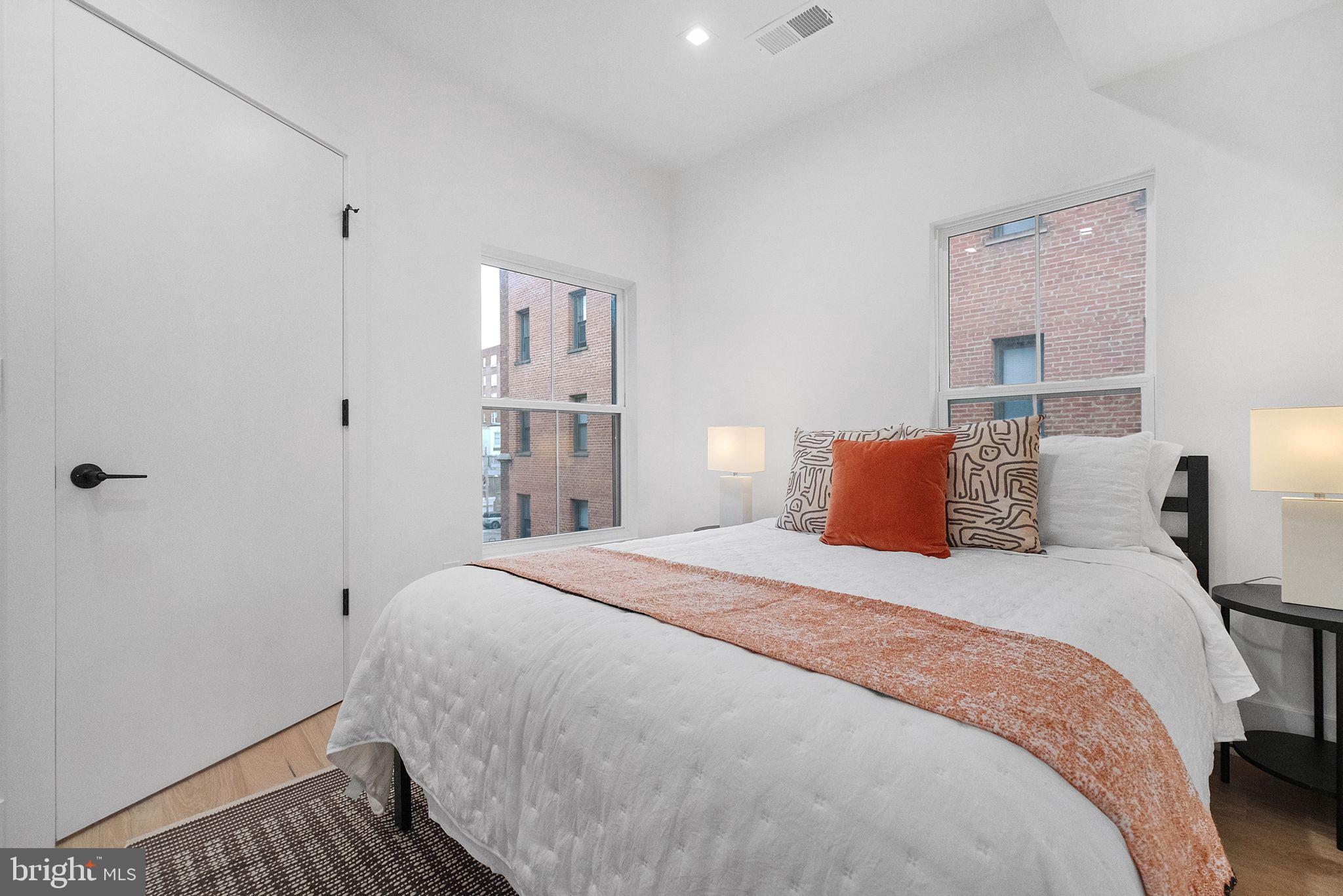 1619 SWANN STREET NW 4