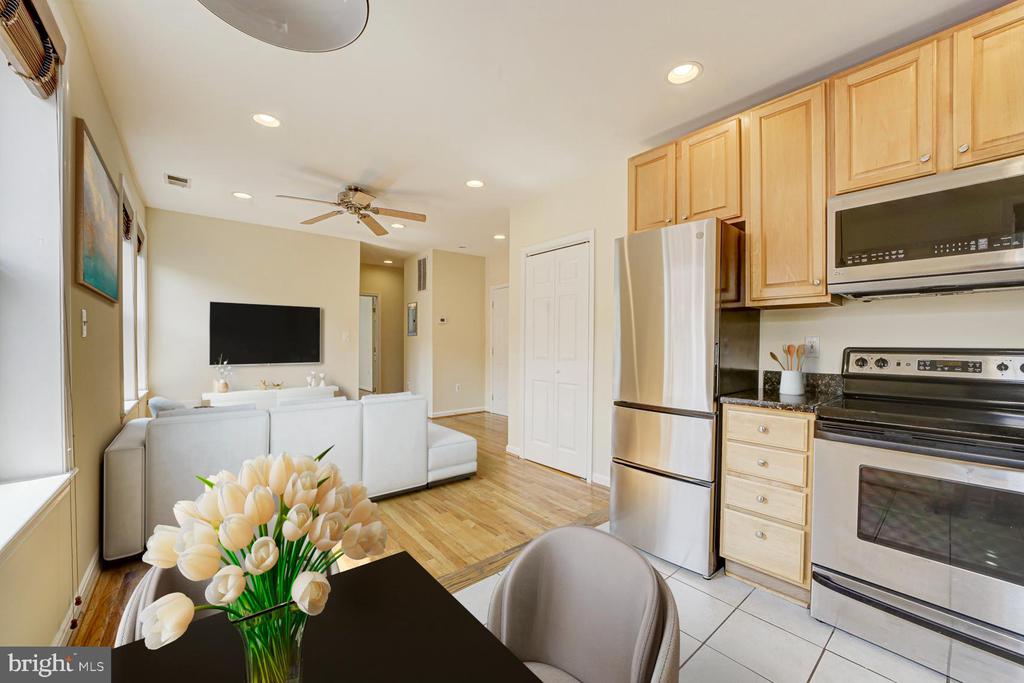 1030 FAIRMONT STREET NW 204