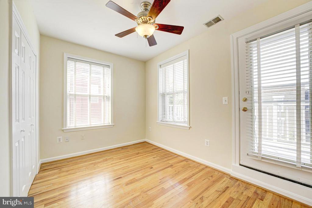 1030 FAIRMONT STREET NW 204