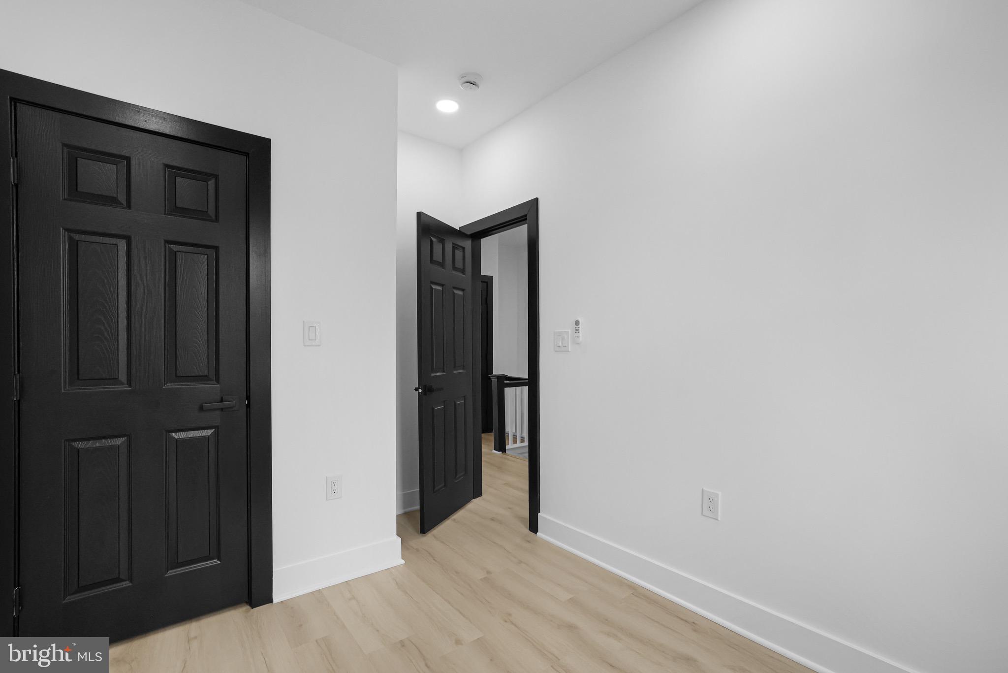 166 UHLAND TERRACE NE