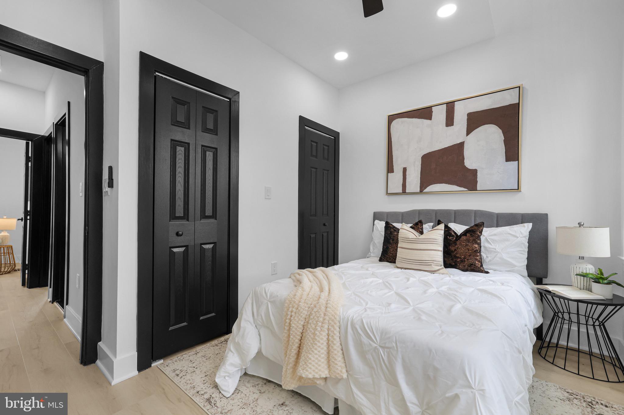 166 UHLAND TERRACE NE